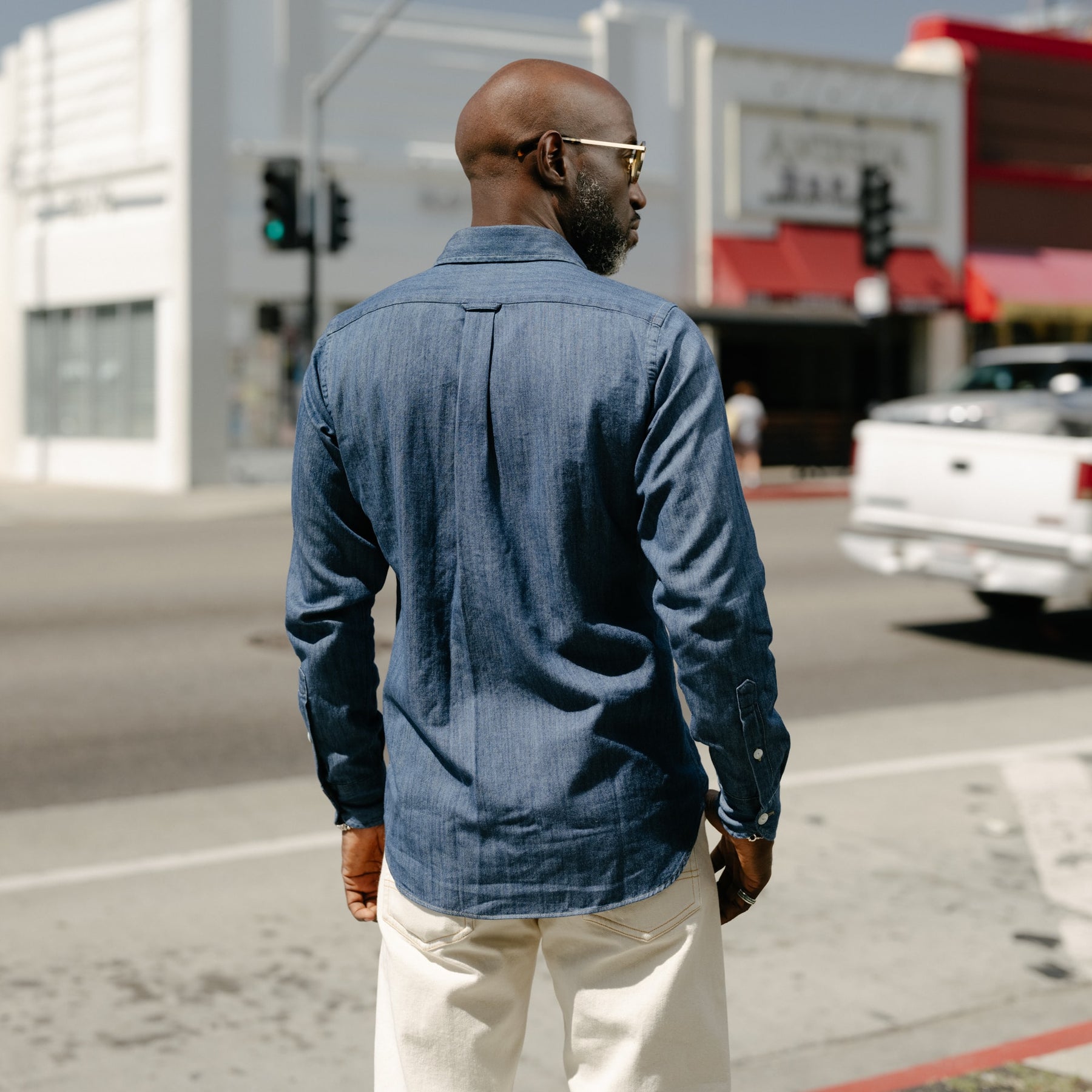 Drake's Mid-Blue Washed Denim Cotton Two-Pocket Work Shirt