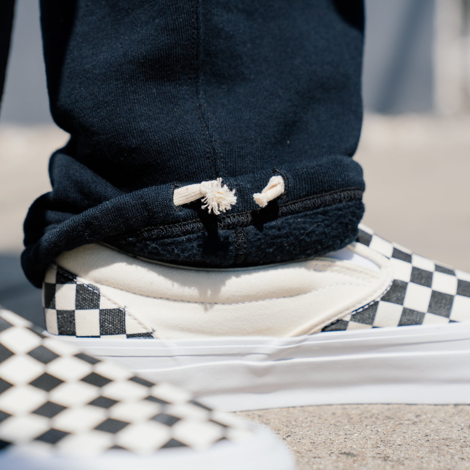 The Flat Head FN-PA-SW002 Sweatpants Black