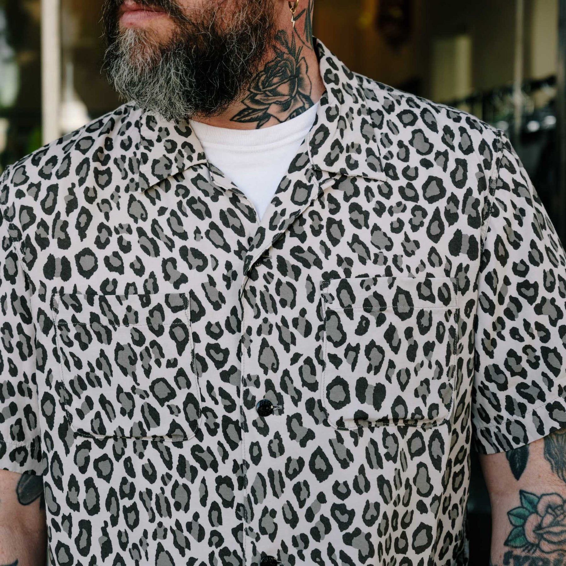 The Flat Head FN-SRO-009S Short Sleeve Leopard Shirt Off White
