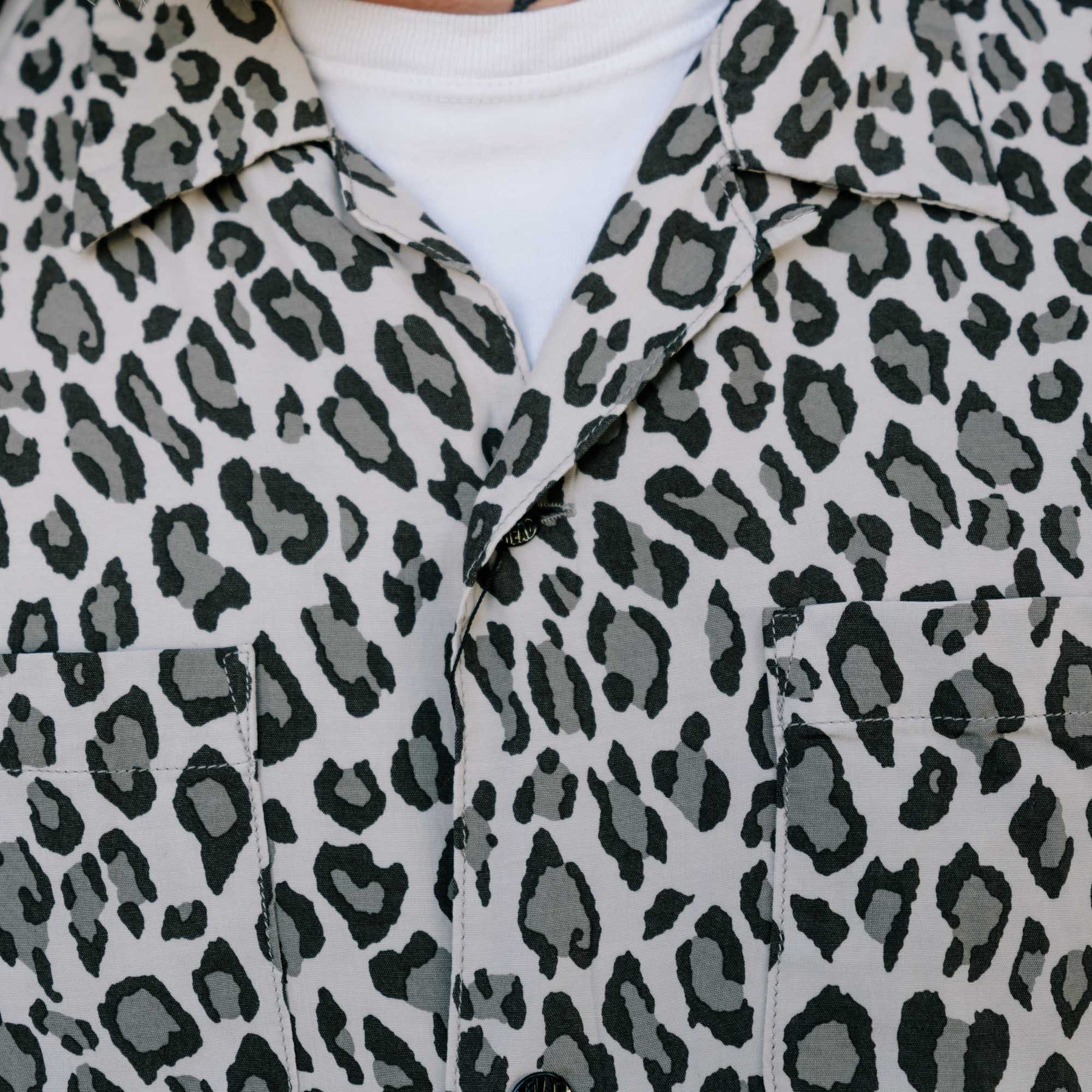 The Flat Head FN-SRO-009S Short Sleeve Leopard Shirt Off White