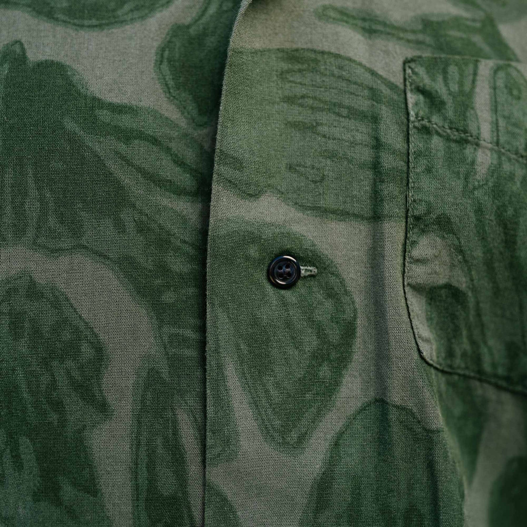 Imogene + Willie The Serra Camp Shirt in Painted Botanic