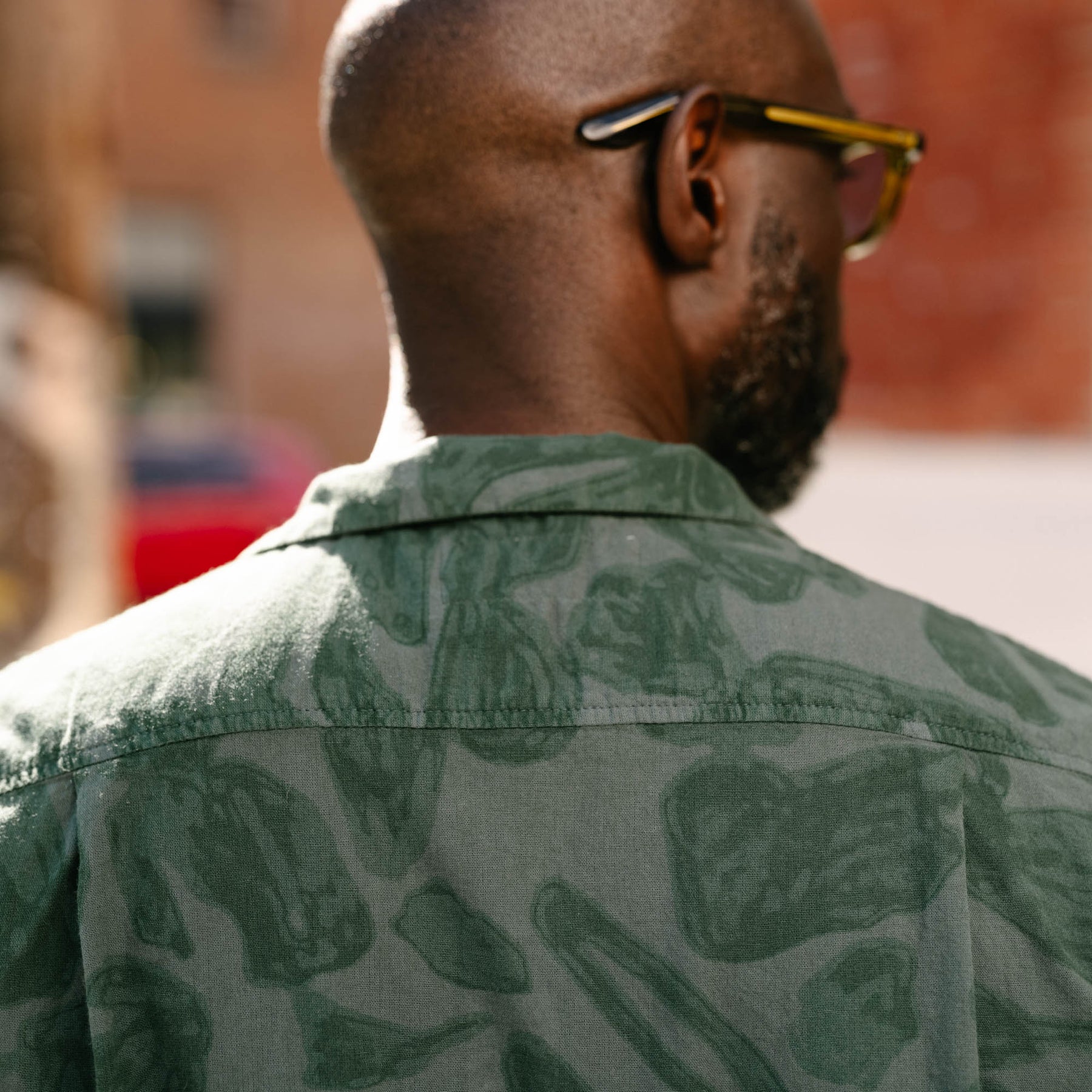 Imogene + Willie The Serra Camp Shirt in Painted Botanic