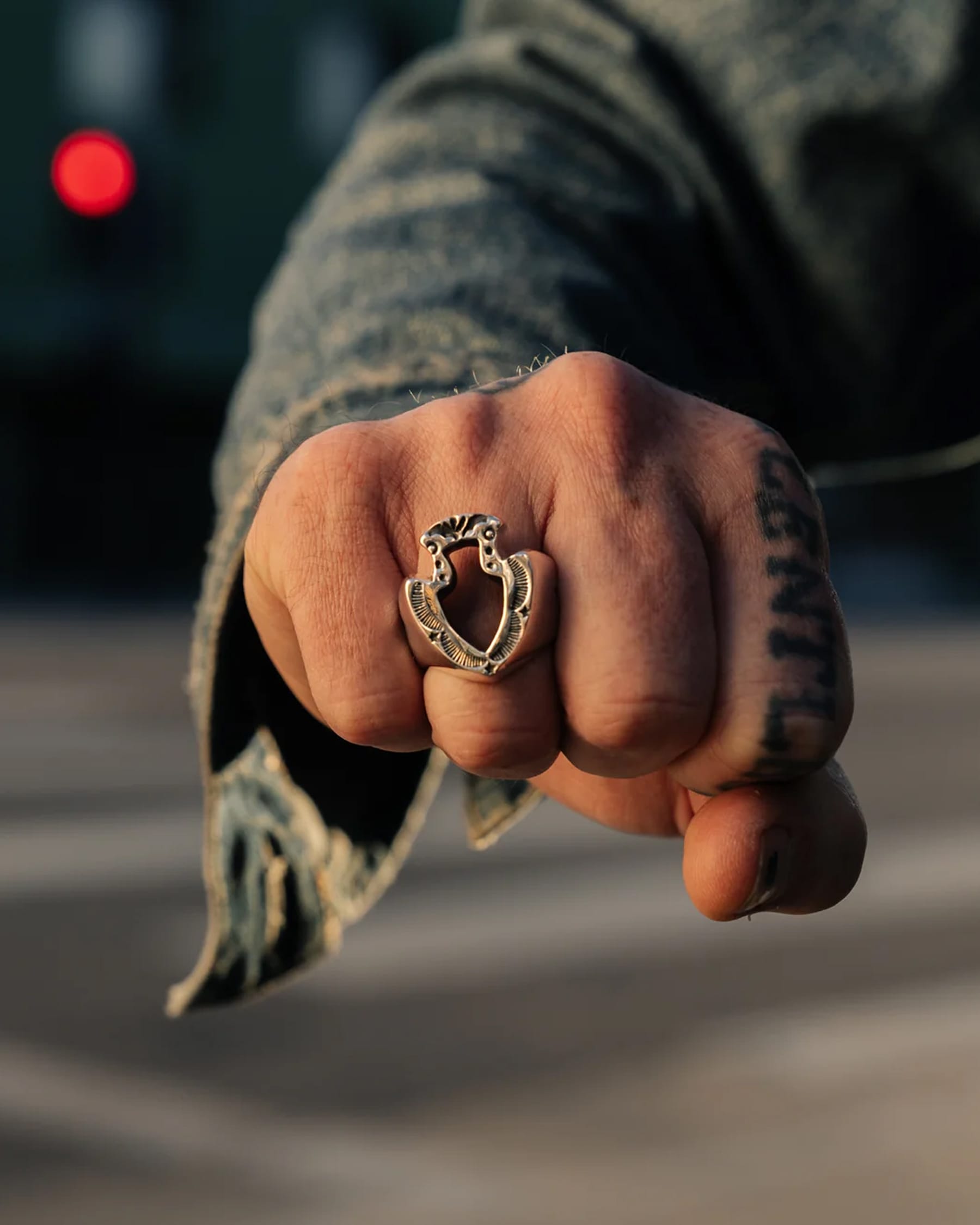 Mt. Hill Sterling Silver Signet Ring "Arrow"
